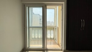 3 BHK Apartment For Sale in Prateek Laurel, Sector 120