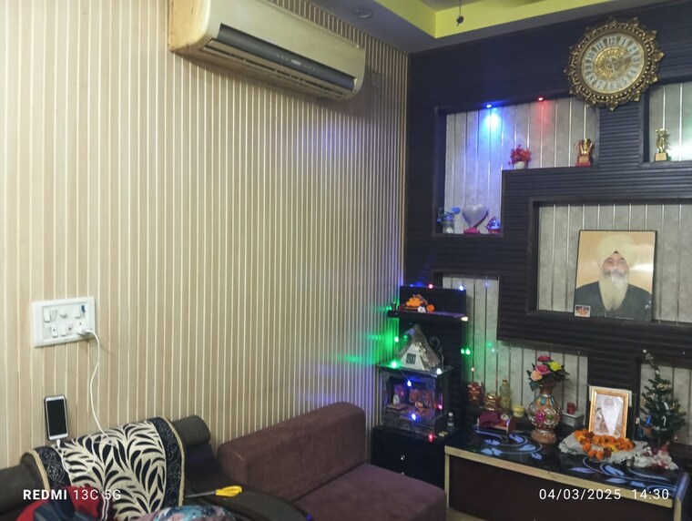 Living Room, rohini sector 25 2 Bedroom 600 Sq.Ft. Builder Floor In Rohini Sector 25 Delhi 8662312