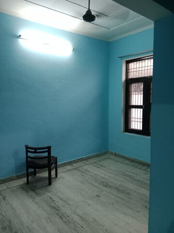 Room in 2.5 BHK Independent House at Sector 18 – for Rent