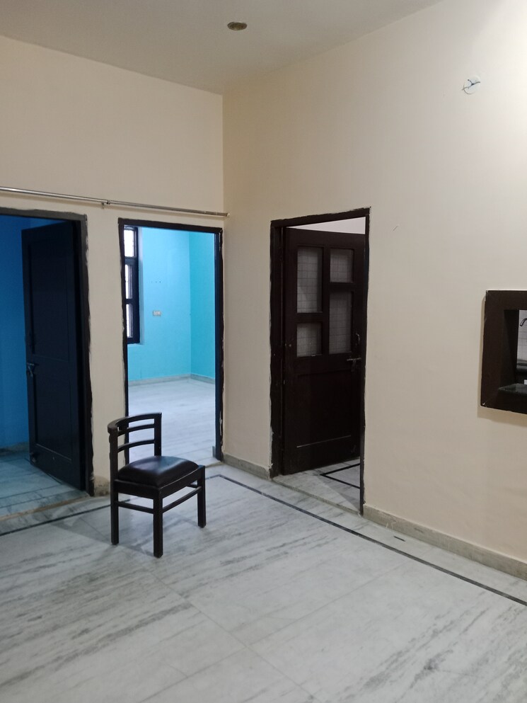 Room, sector 18 2.5 Bedroom 1350 Sq.Ft. Independent House In Sector 18 Panipat 8662318