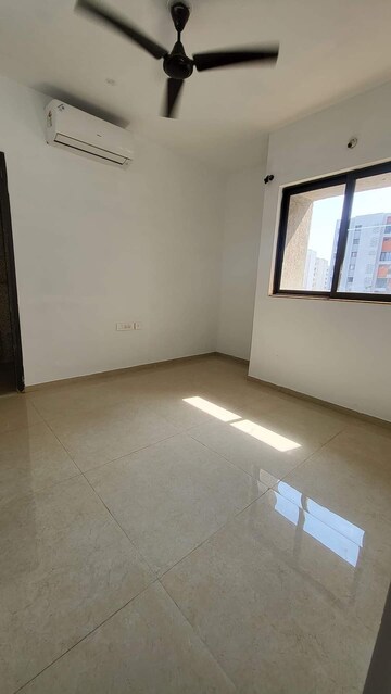 Master Bedroom in 1 BHK Apartment at Lodha Palava Downtown, Dombivli East – for Rent