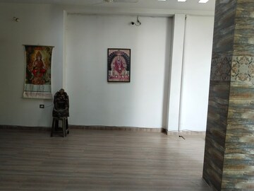 Parking in 3 BHK Independent House at Gomti Nagar – for Rent