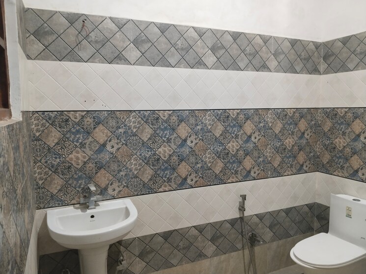 Bathroom, gomti nagar 3 Bedroom 2255 Sq.Ft. Independent House In Gomti Nagar Lucknow 8662335