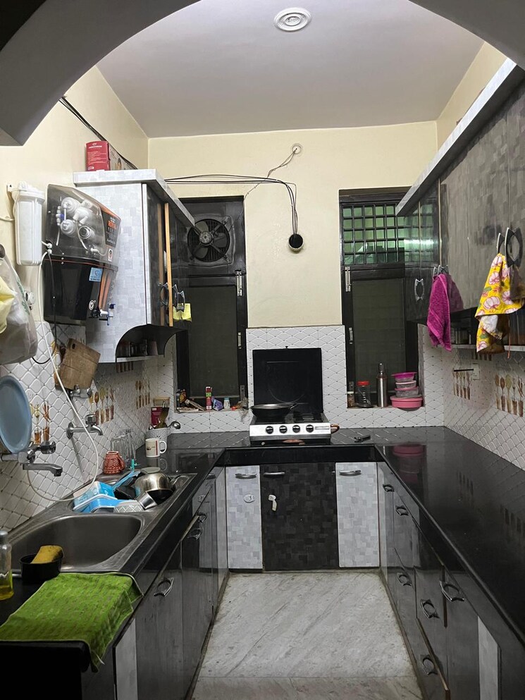 Kitchen, gomti nagar 3 Bedroom 1955 Sq.Ft. Independent House In Gomti Nagar Lucknow 8662341