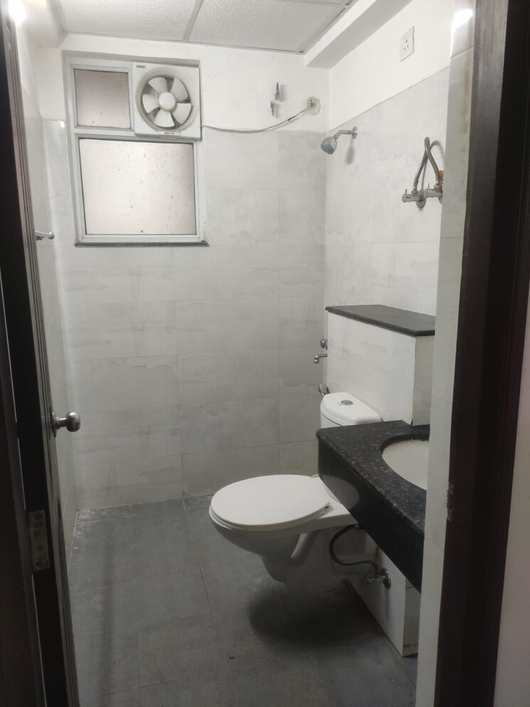 Bathroom, gomti nagar 3 Bedroom 1955 Sq.Ft. Independent House In Gomti Nagar Lucknow 8662341