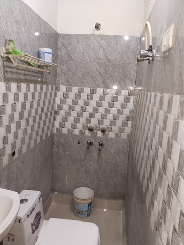 Bathroom in 1 RK Independent House at Sector 55 – for Rent