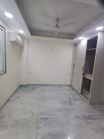 3 BHK Builder Floor For Sale in Vikas Puri