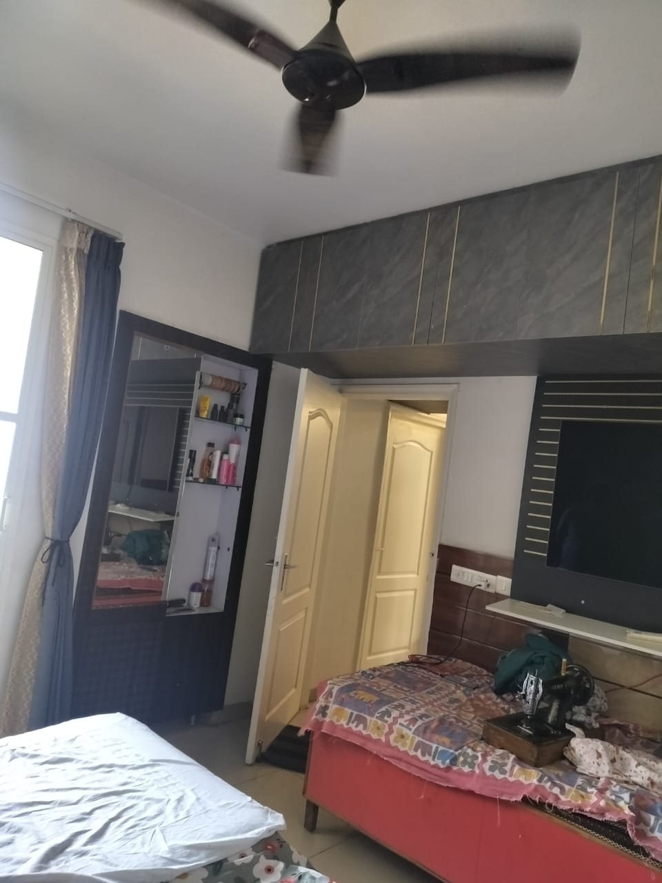 2 BHK + Pooja Room Apartment For Rent in Migsun Twinz