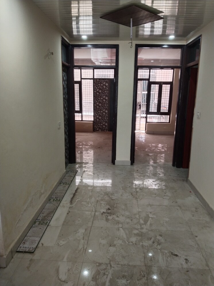 Room, sector 11 2 Bedroom 1250 Sq.Ft. Independent House In Sector 11 Noida 8662414