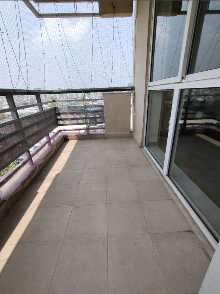 Balcony, sahara-grace-gurgaon 4 Bedroom 3998 Sq.Ft. Apartment In Sector 28 Gurgaon 8662407