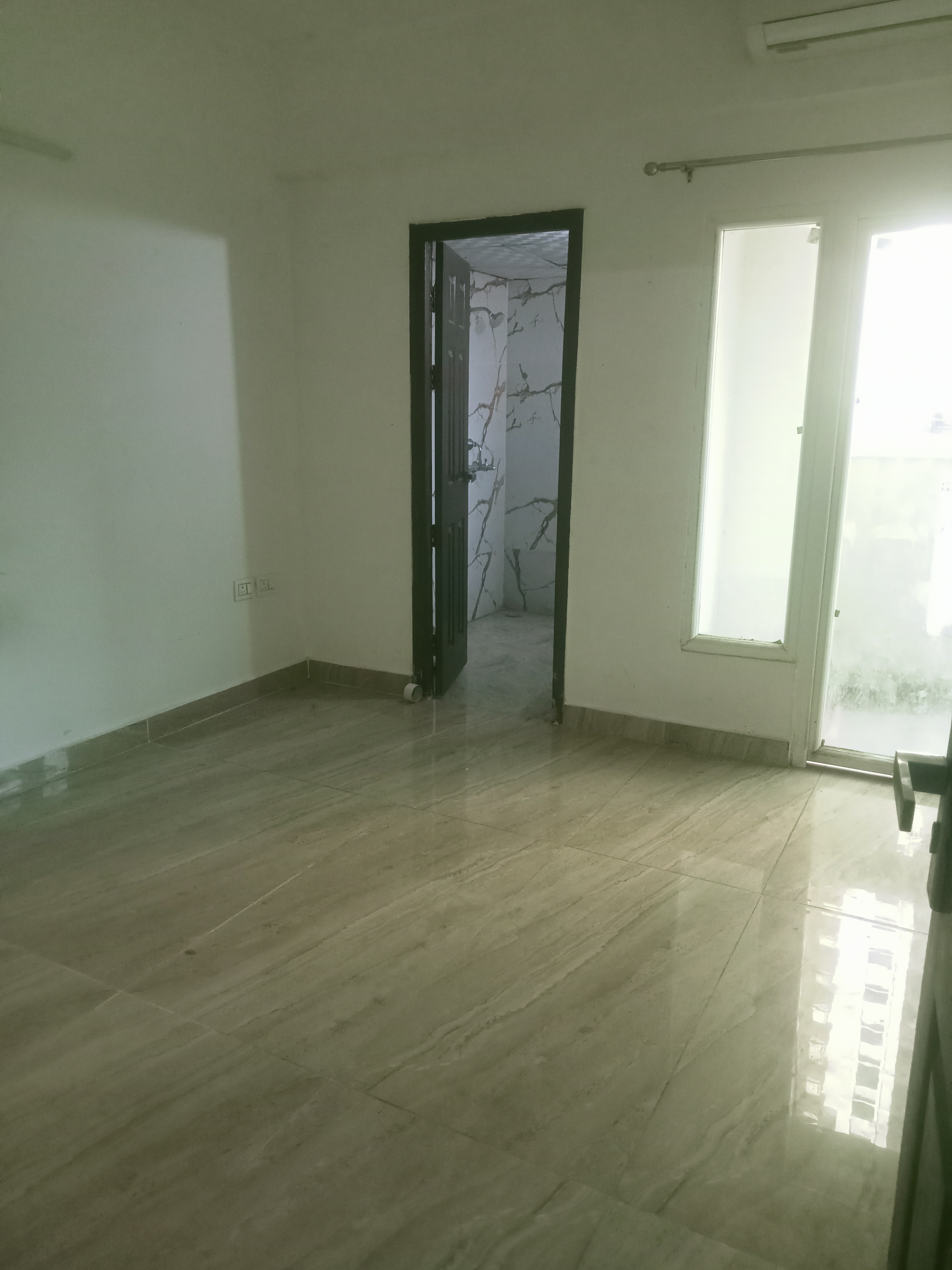 2 BHK + Pooja Room 1060 Sq.Ft. Apartment in Migsun Twinz