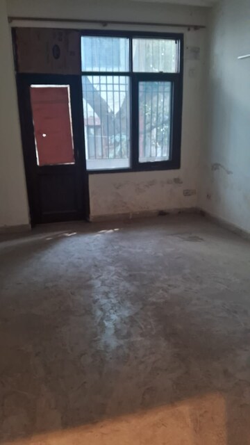 Room in 4 BHK Builder Floor at Greater Kailash I – for Sale