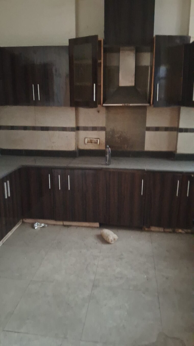 Kitchen, greater kailash i 4 Bedroom 300 Sq.Yd. Builder Floor In Greater Kailash I Delhi 8662459