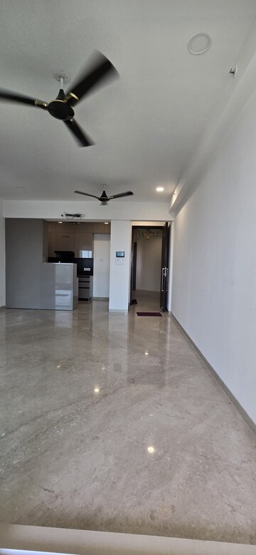 Room in 2 BHK Apartment at Aurum Q Residences, Ghansoli – for Rent