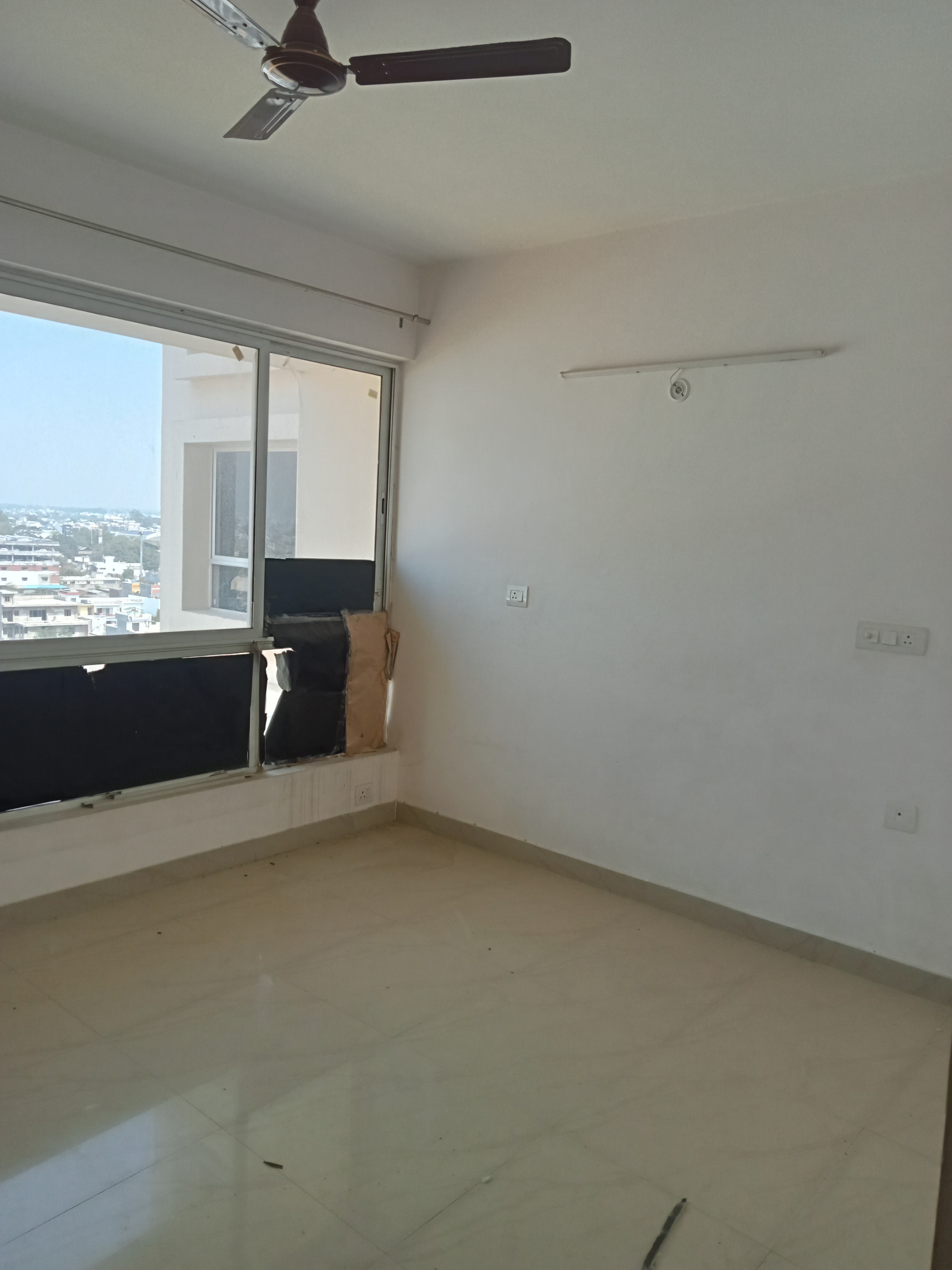 2 BHK 1000 Sq.Ft. Apartment in BBD Green City