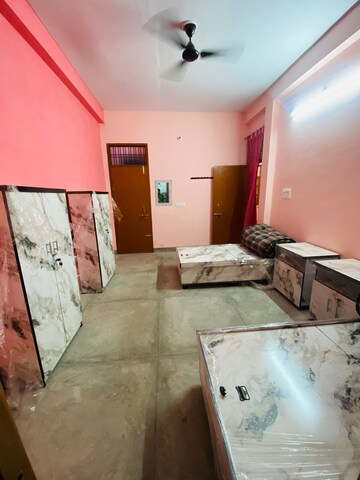  Pg For Rent in Vineet Khand