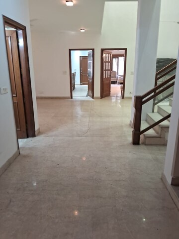 Living Room in 5 BHK Independent House at RWA Apartments Sector 50, Sector 50 – for Rent