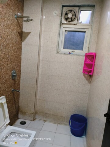 Bathroom in 1 RK Builder Floor at RWA Residential Society, Sector 40 – for Rent