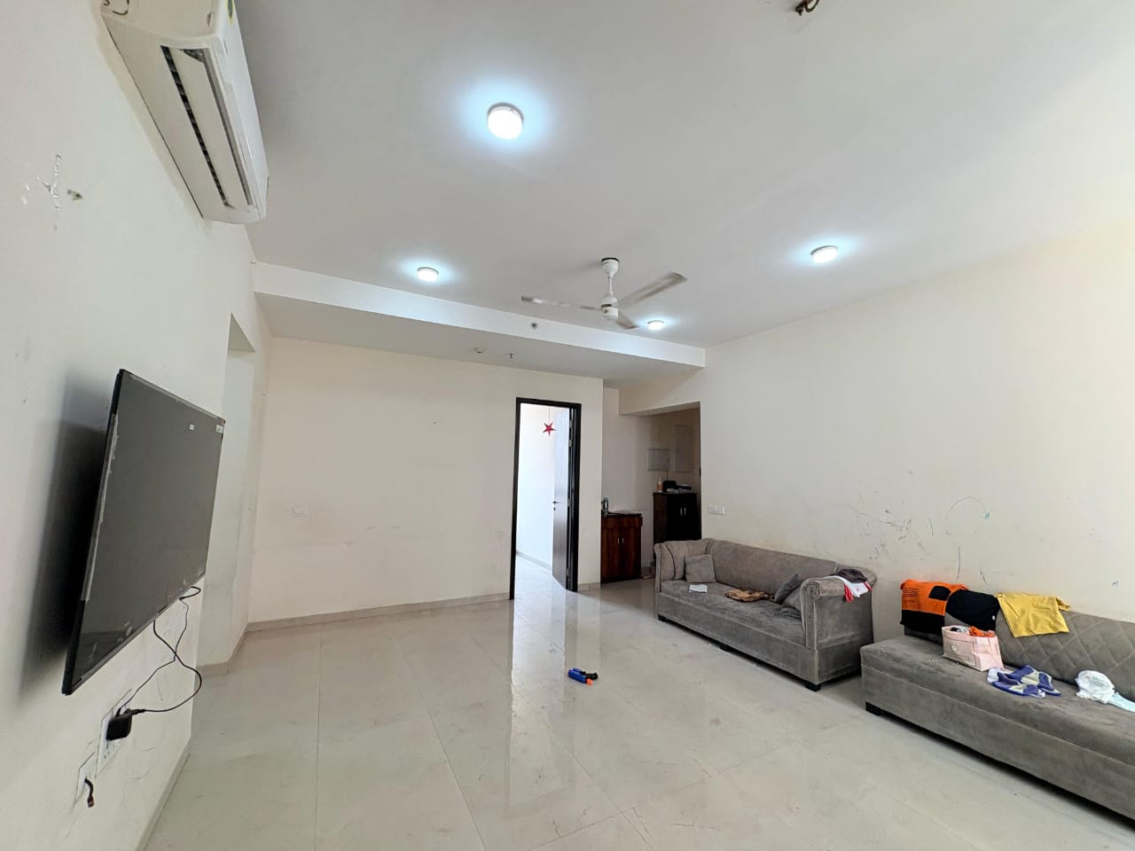 2 BHK Apartment For Rent in Piramal Vaikunth