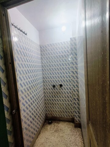 Bathroom in 1 BHK Builder Floor at Sector 73 – for Sale