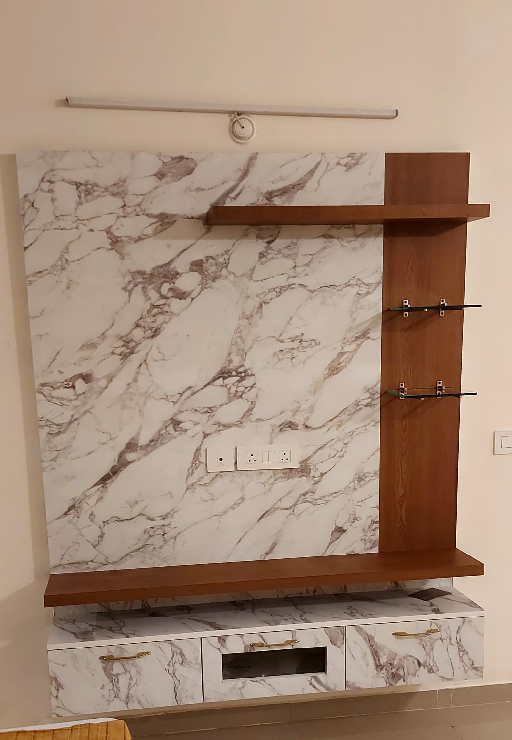 3.5 BHK + Servant Room Apartment For Rent in Rishita Manhattan