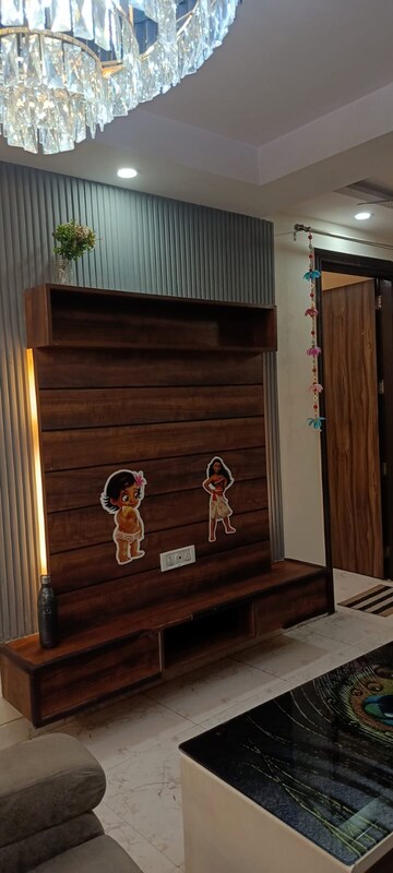 Furnished Amenities in 3 BHK Builder Floor at Uttam Nagar West – for Rent