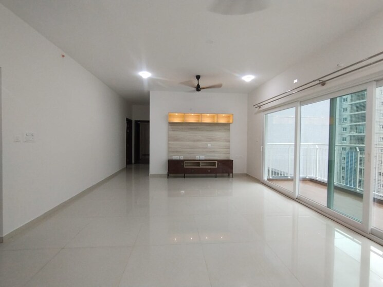 Room, l-t-raintree-boulevard 3 Bedroom 1935 Sq.Ft. Apartment In Hebbal Bangalore 8662732