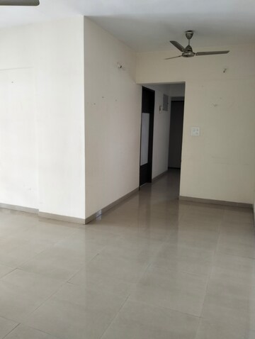 Room in 3 BHK Apartment at Rohan Silver Gardenia, Ravet – for Rent