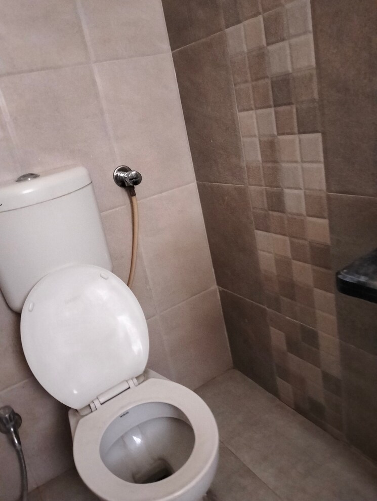 Bathroom, rohan-silver-gardenia 3 Bedroom 1360 Sq.Ft. Apartment In Ravet Pune 8662773