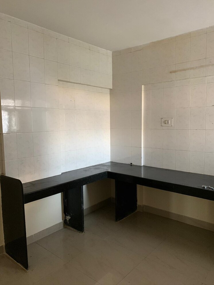 Kitchen, kumar-sansar 3 Bedroom 1600 Sq.Ft. Apartment In Kondhwa Pune 8662831