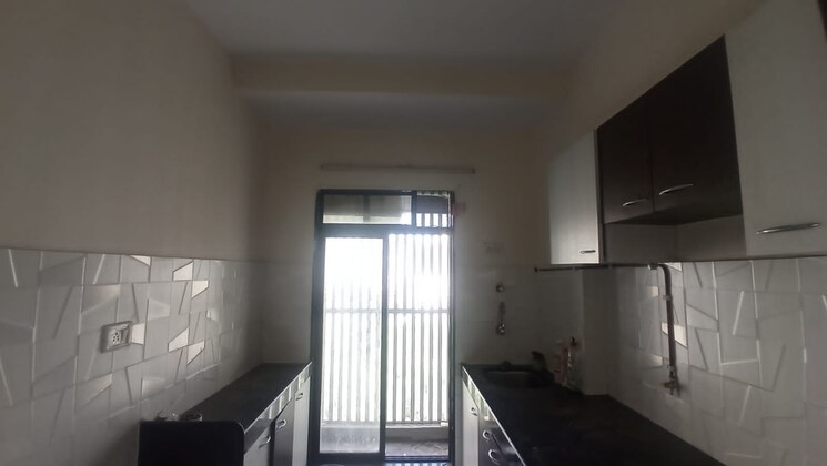 Kitchen, runwal-eirene 3 Bedroom 900 Sq.Ft. Apartment In Balkum Pada Thane 8662826