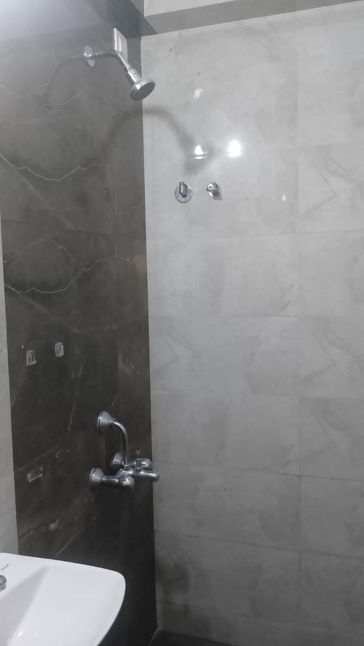 Bathroom, runwal-eirene 3 Bedroom 900 Sq.Ft. Apartment In Balkum Pada Thane 8662826