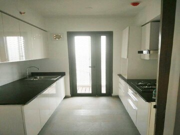 2 BHK Apartment For Rent in Lodha New Cuffe Parade, Wadala