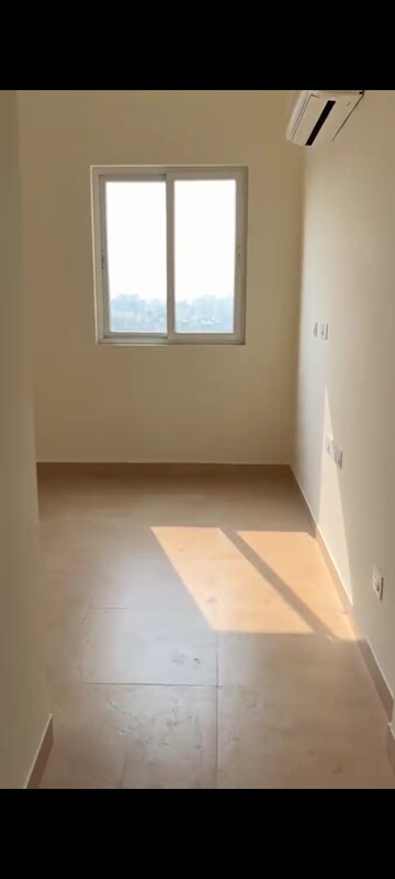4 BHK Apartment For Sale in Wave Amore, Sector 32