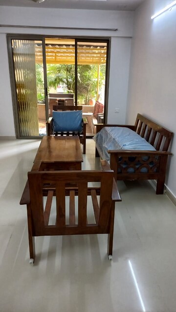 Living Room in 2 BHK Apartment at Kalpataru Paramount, Kapur Bawdi – for Rent