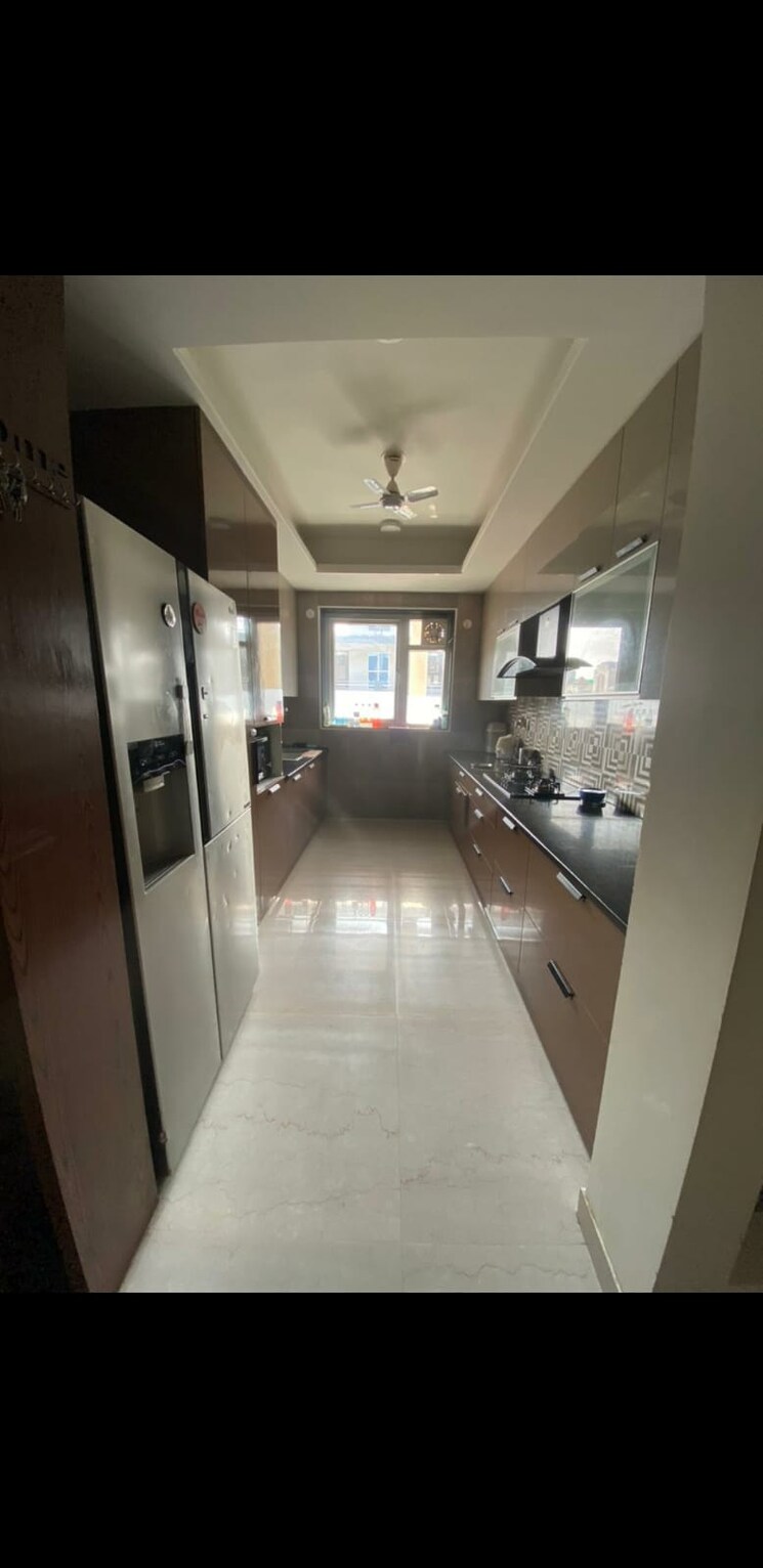 Kitchen, hong-kong-bazaar 2 Bedroom 160 Sq.Yd. Builder Floor In Sector 57 Gurgaon 8662890