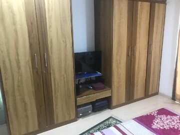 Bedroom in 2 BHK Apartment at Lodha New Cuffe Parade, Wadala – for Rent