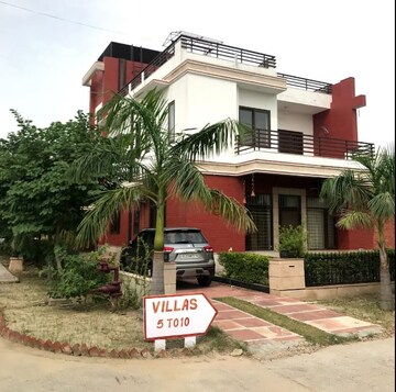 1 BHK Independent House For Rent in SNG Plaza, Ansal Golf Links 1