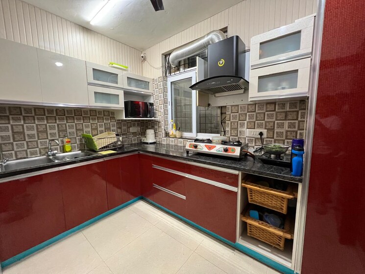 Kitchen, hong-kong-bazaar 3 Bedroom 263 Sq.Yd. Builder Floor In Sector 57 Gurgaon 8662956