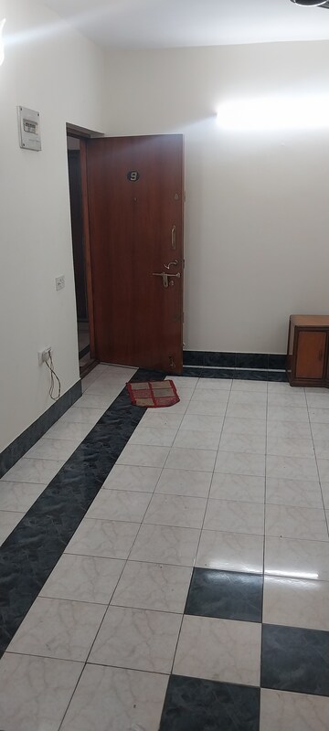 Room in 2.5 BHK Apartment at Basavanagudi – for Rent