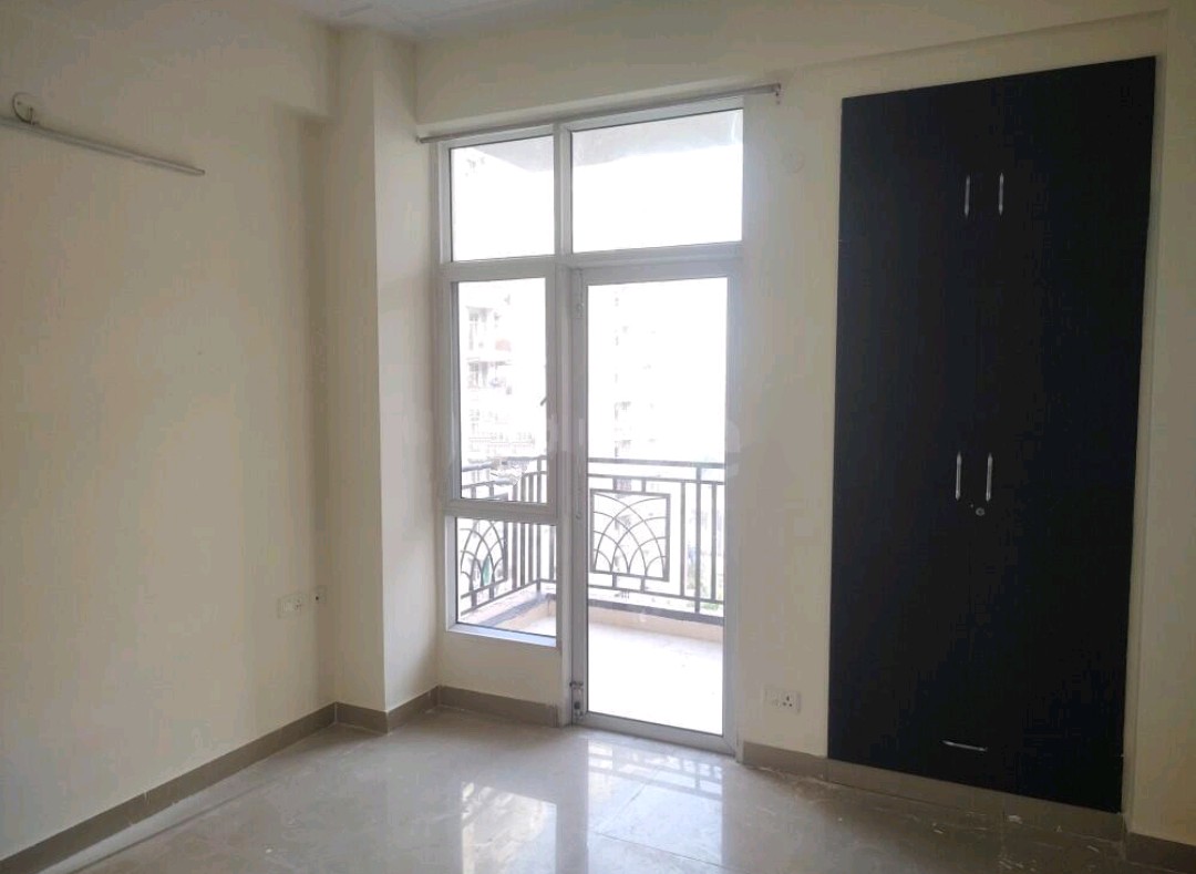 3 BHK 993 Sq.Ft. Apartment in JM Aroma