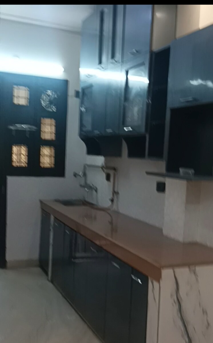 Kitchen, tilak nagar 2.5 Bedroom 900 Sq.Ft. Builder Floor In Tilak Nagar Delhi 8663022