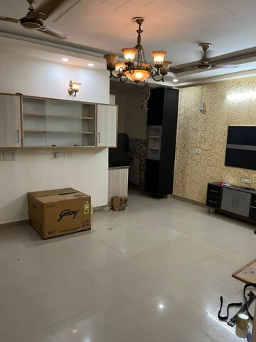 3 BHK Builder Floor For Rent in Chattarpur