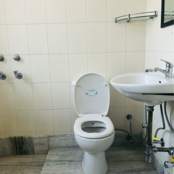 Bathroom in 1 RK Villa at Sector 23 – for Rent