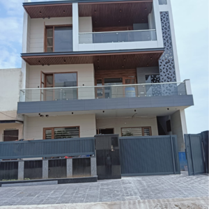 6+ BHK Independent House For Sale in Kharar Road