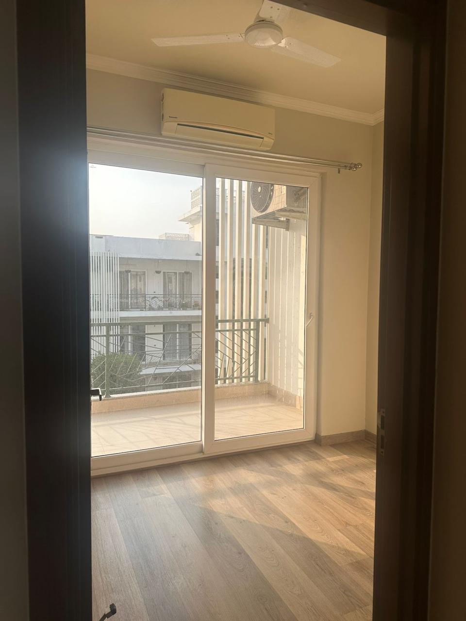 2.5 BHK + Study Room Builder Floor For Rent in Central Park 3 Flower Valley