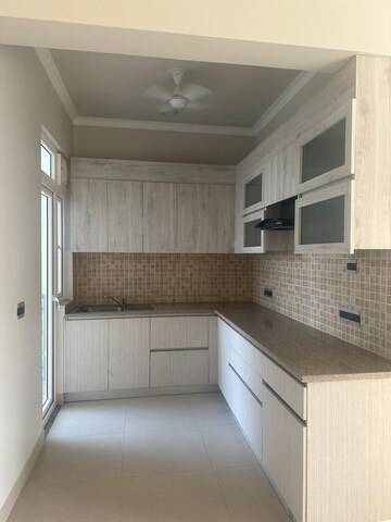 Kitchen in 2.5 BHK Builder Floor at Central Park 3 Flower Valley, Sohna Sector 33 – for Rent