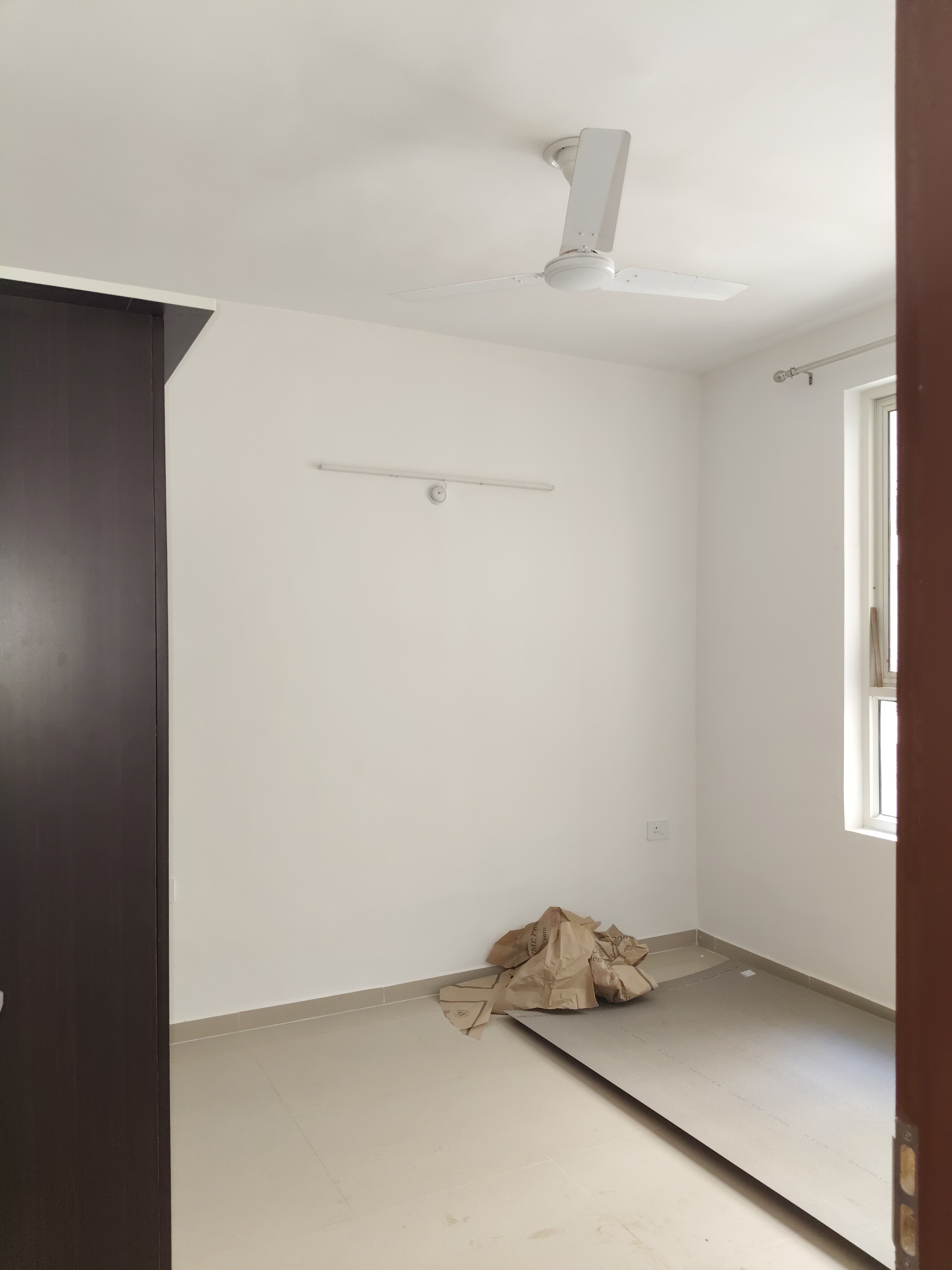 3.5 BHK + Servant Room Apartment For Sale in Gomti Nagar