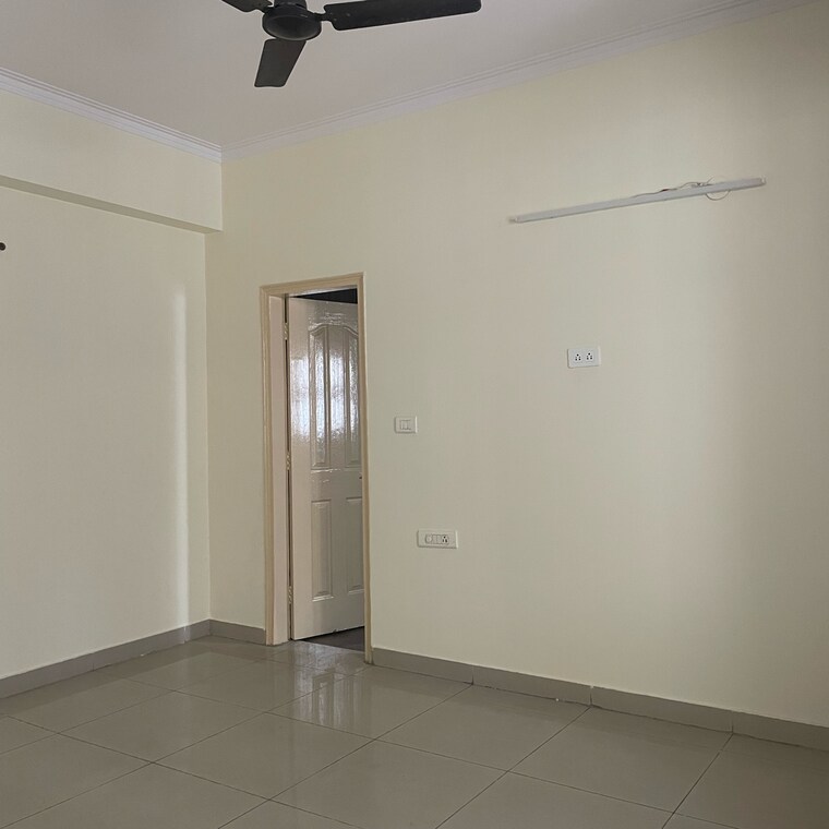 Room, vaishali sector 5 2 Bedroom 1200 Sq.Ft. Builder Floor In Vaishali Sector 5 Ghaziabad 8663149