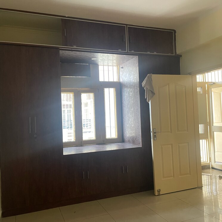 Room, vaishali sector 5 2 Bedroom 1200 Sq.Ft. Builder Floor In Vaishali Sector 5 Ghaziabad 8663149